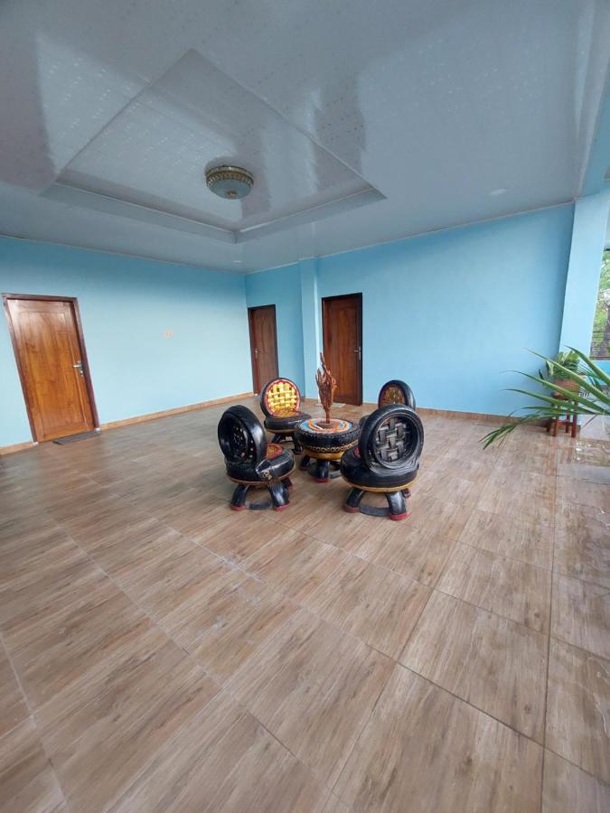 D'Ru Guest House Labuan Bajo Exterior foto